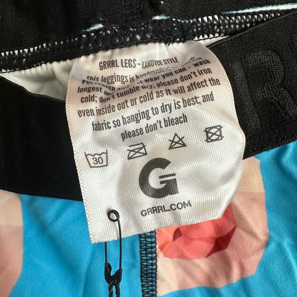 NWT….GRRRL Kandice Pig Print Leggings/ small - Picture 5 of 12